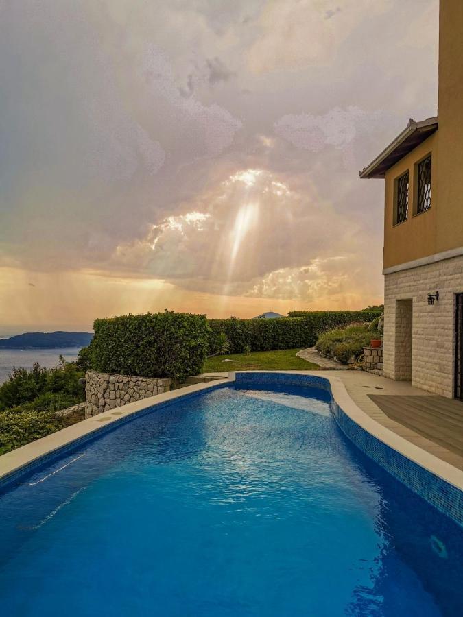 Lux Villa Provence Budva Exteriör bild